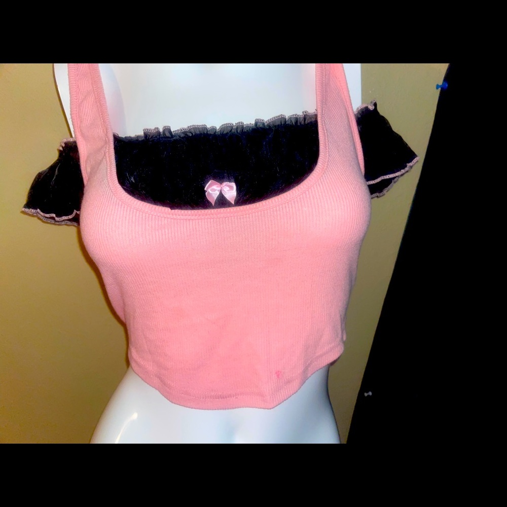 pink maid top 💗